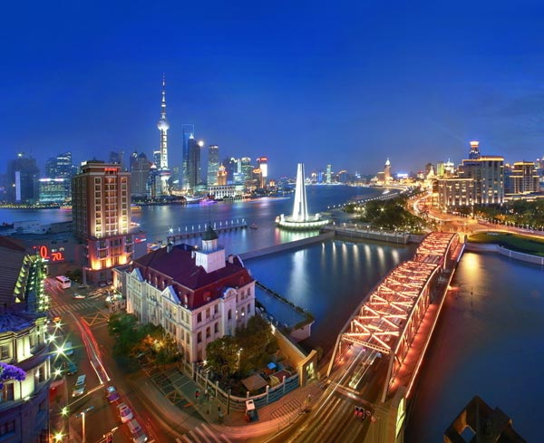 《南来北往》浙江卫视热播中，金晨诠释年代剧新风尚